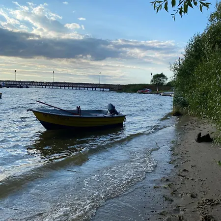 Klimatyczny Domek Letniskowy Dla Dobrych I Szlachetnych Ludzi Lubkowo